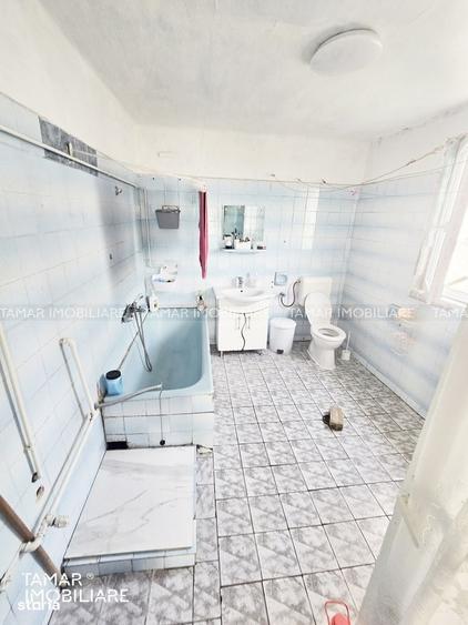 Casă cu 4 camere în Bujac
