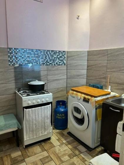Apartament cu 5 camere decomandat în Decebal