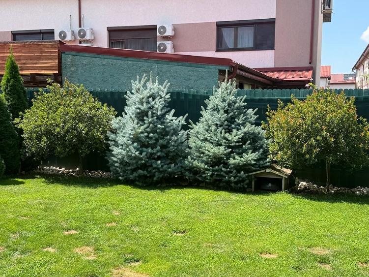 Casă individuală cu 4 camere cu Canalizare în Sud