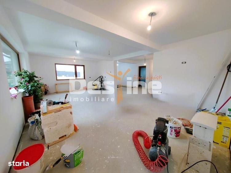 Casă cu 4 camere cu Teren 1000 Mp în Bârnova