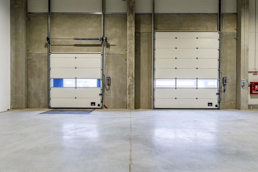 Spațiu industrial, de 1,202 mp, în Nord