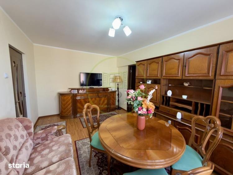 Apartament cu 2 camere semidecomandat în Craiovița Nouă