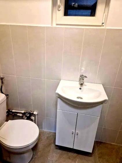 Apartament cu 3 camere decomandat, mobilat în Splaiul Unirii