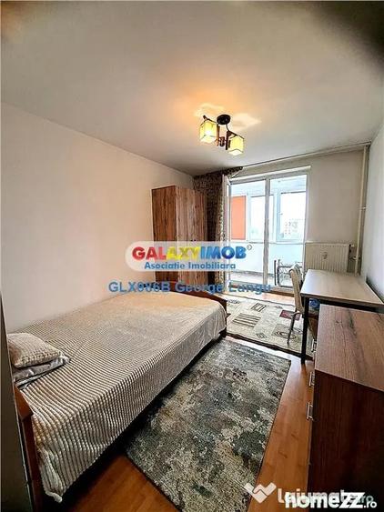 Apartament cu 3 camere semidecomandat în Drumul Taberei