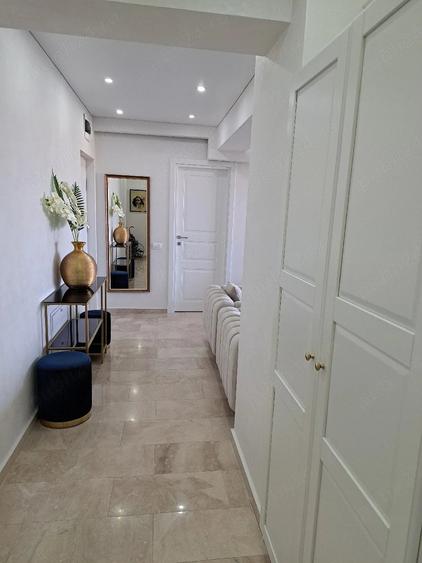 Apartament cu 3 camere decomandat în Tomis Plus