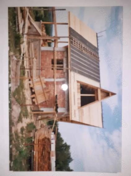 Casă cu 2 camere cu Teren 4000 Mp în Bârnova