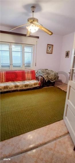 Casă cu 3 camere cu Teren 2974 Mp în Șișterea