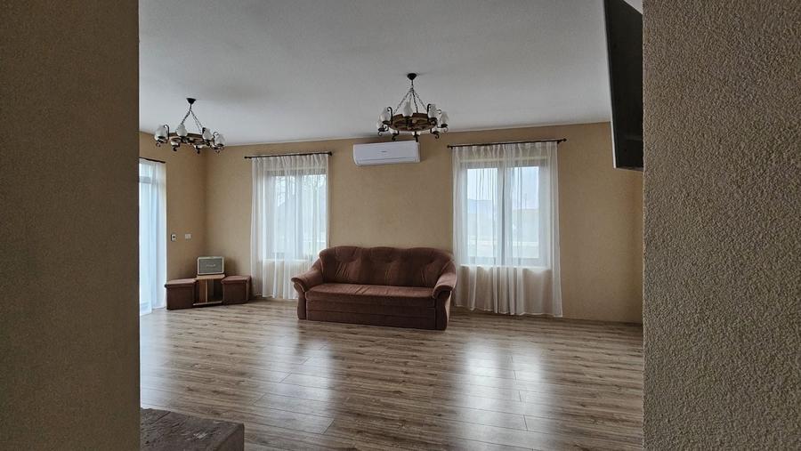 Casă individuală cu 5 camere cu Canalizare în Liebling