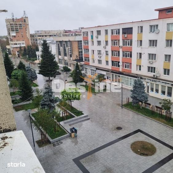 Apartament cu 2 camere decomandat, mobilat în Centrul Vechi