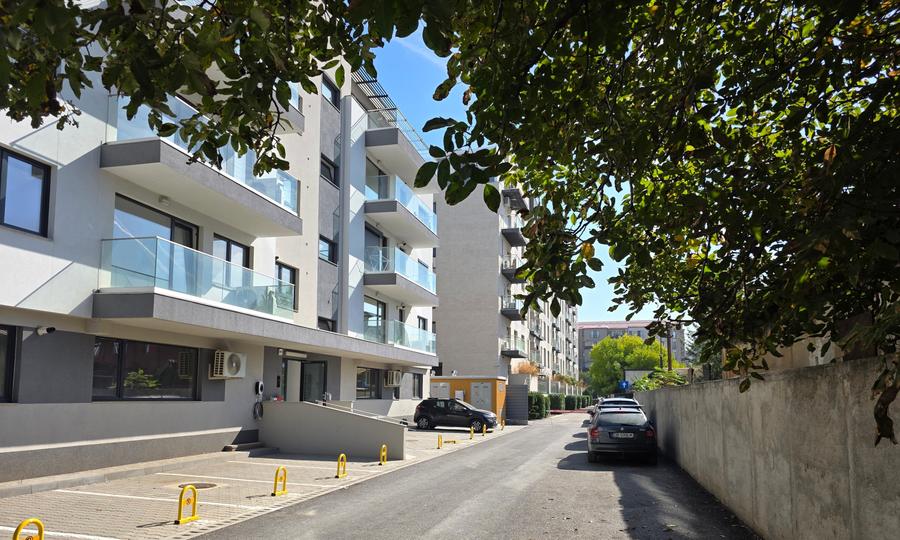 Apartament cu 2 camere semidecomandat în Militari