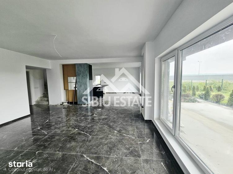 Casa moderna cu garaj, camere mari Super pret - 2