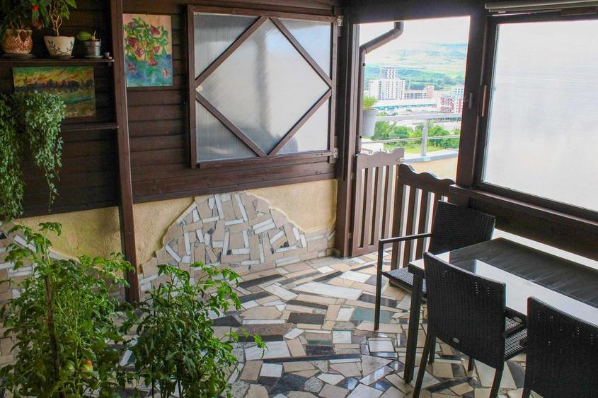 Apartament cu 2 camere decomandat în Florești