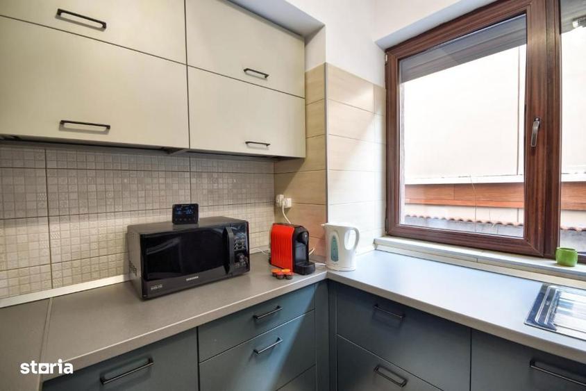 Apartament cu 3 camere decomandat, mobilat în Primăverii