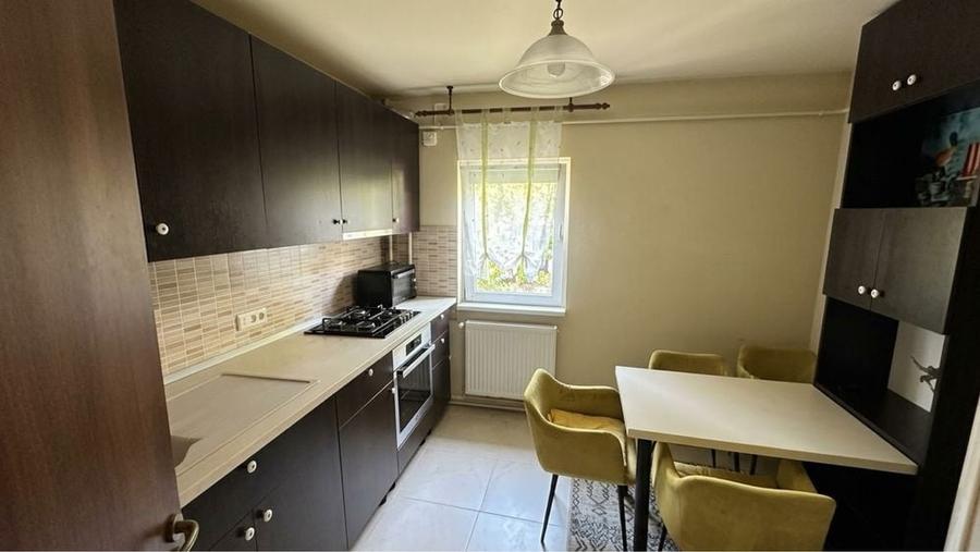 Apartament 3 camere de inchiriat Aradului (proprietar)