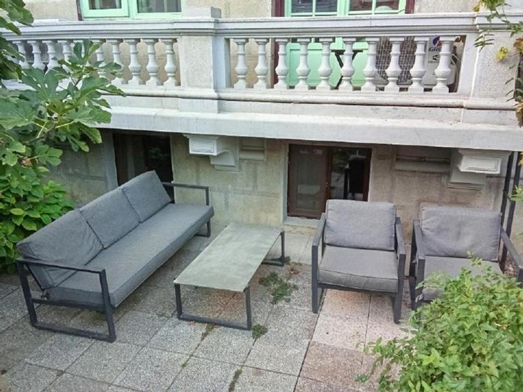 Apartament cu 3 camere decomandat în Dorobanți