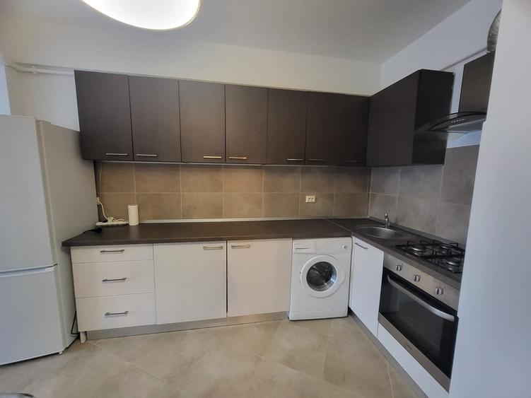 Apartament cu 2 camere semidecomandat în Plopilor