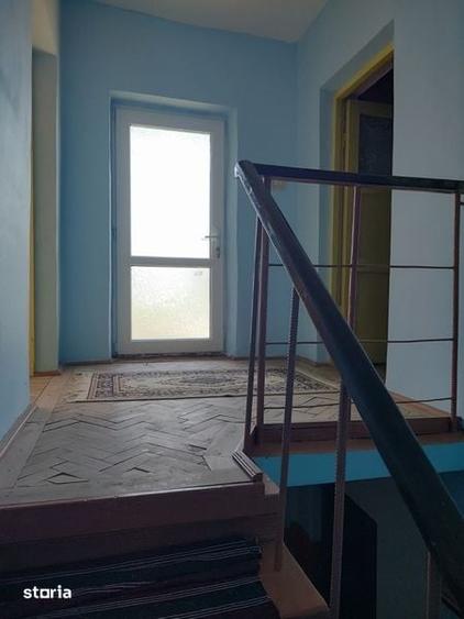 Casă cu 4 camere cu Teren 200 Mp în Central