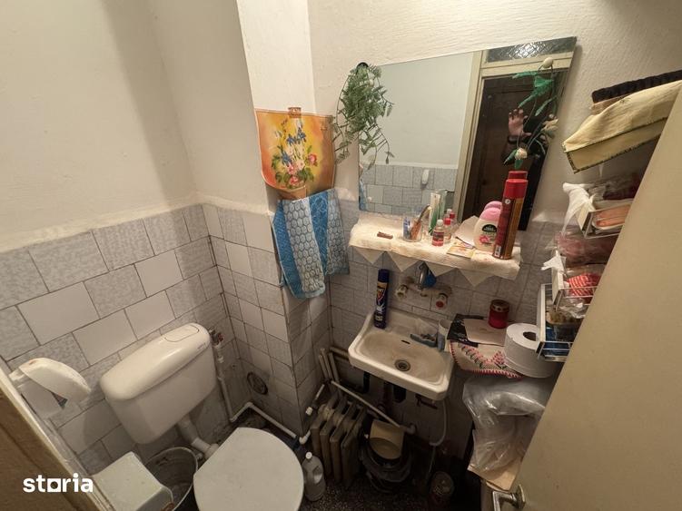 Apartament cu 3 camere decomandat în Coiciu