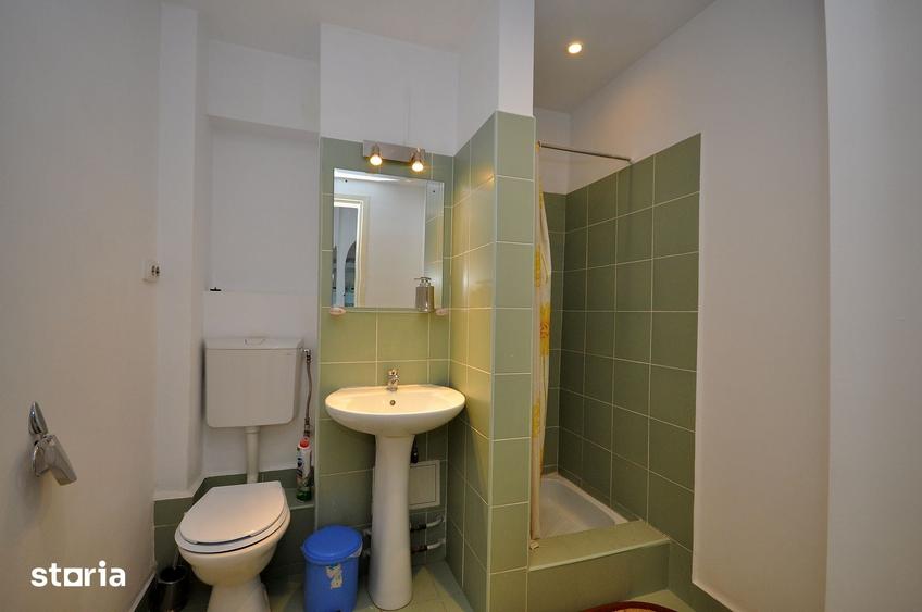 Apartament cu 4 camere în Obor