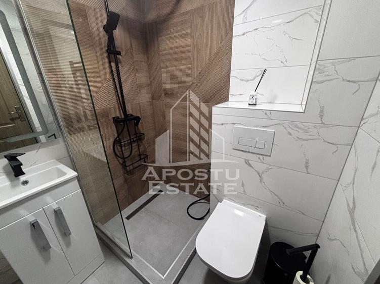 Apartament cu 4 camere decomandat în Complex Studențesc