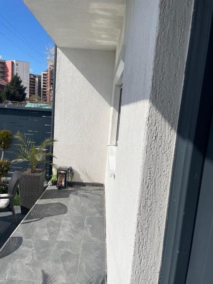 Duplex cu 4 camere cu Garaj în Aradului
