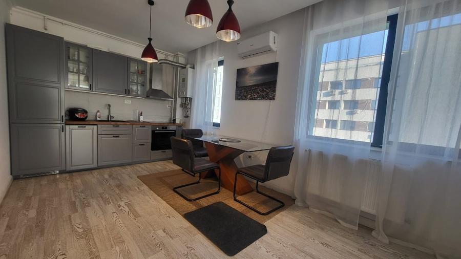 Apartament cu 2 camere decomandat, mobilat în Tomis Nord