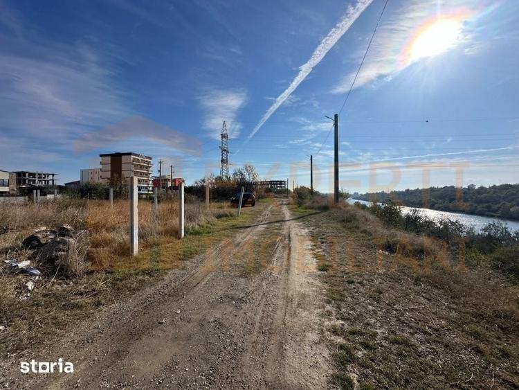 Teren de 455 mp, în Central