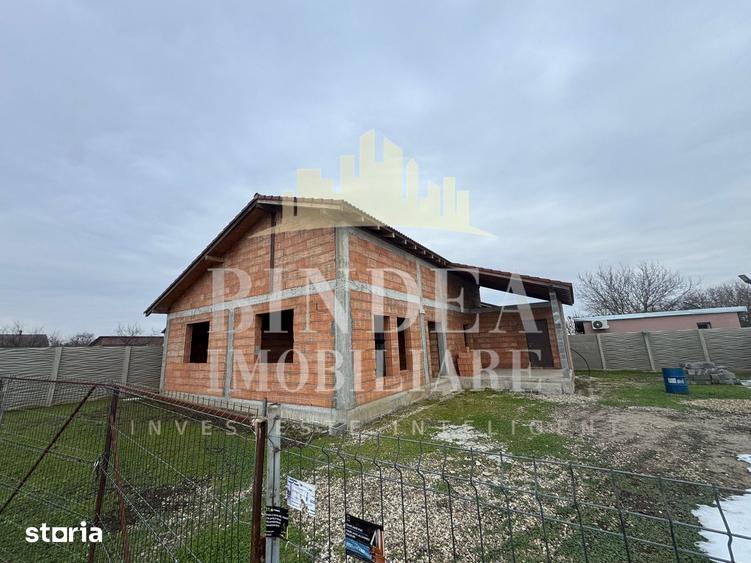 Casă cu 3 camere cu Teren 505 Mp în Giarmata