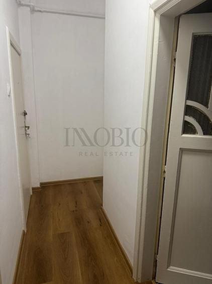 Apartament cu 5 camere decomandat în Dorobanți