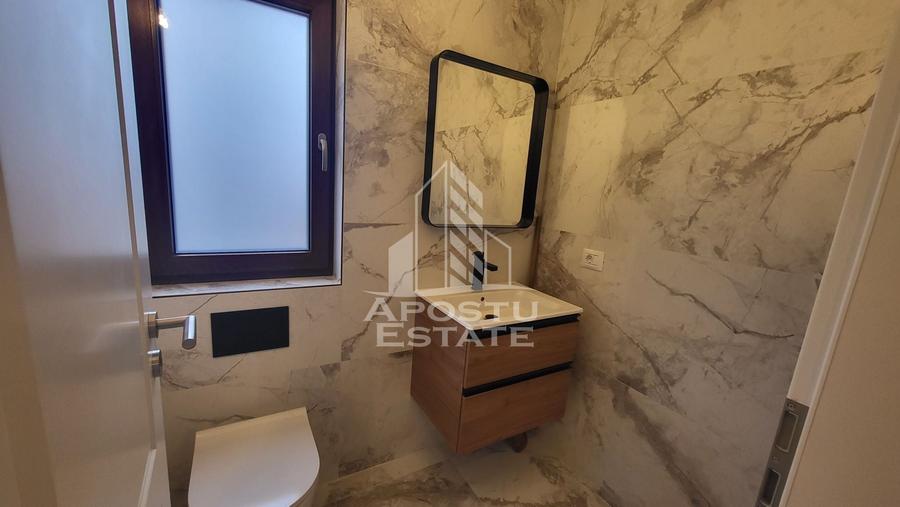 Duplex cu 4 camere cu Canalizare în Mehala