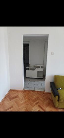 Apartament cu 2 camere semidecomandat în Gării