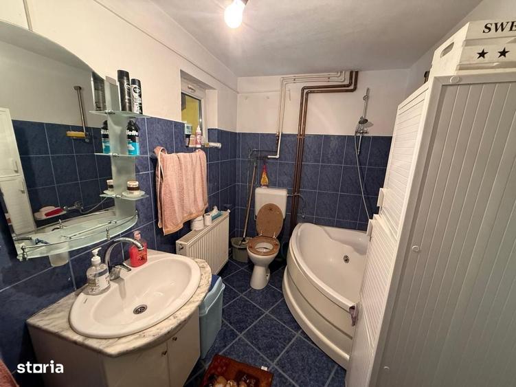 Casă cu 4 camere în Provița de Jos