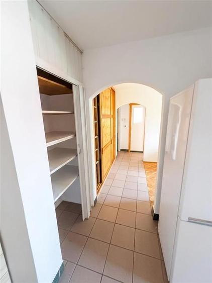 Apartament cu 3 camere decomandat în Rogerius
