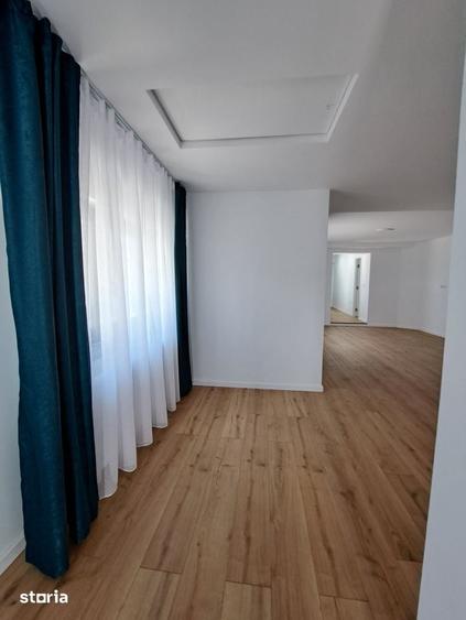 Casă cu 3 camere cu Teren 320 Mp în Central