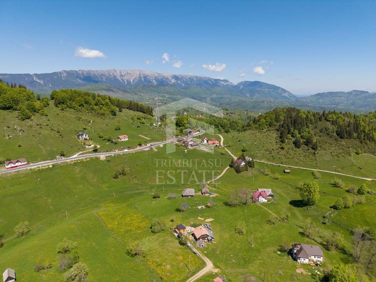 Teren Construcții intravilan de 7656 mp, în Fundata