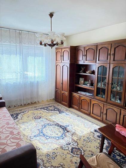Apartament cu 2 camere decomandat în Patria