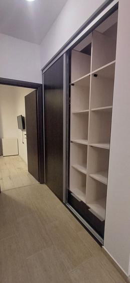 Apartament cu 2 camere semidecomandat în Fundeni