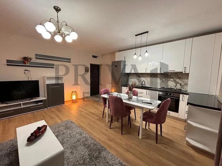 Apartament cu 2 camere semidecomandat în Giroc