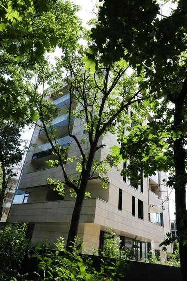 Apartament cu 3 camere în Arcul de Triumf