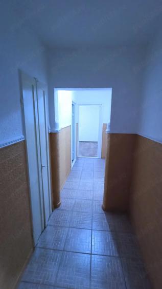 Apartament cu 2 camere decomandat în CET
