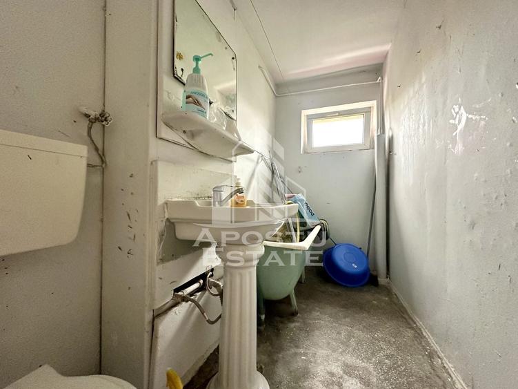 Apartament cu 2 camere semidecomandat în Șagului