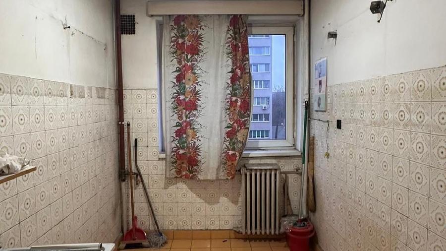 Apartament cu 3 camere semidecomandat în Nord-Vest
