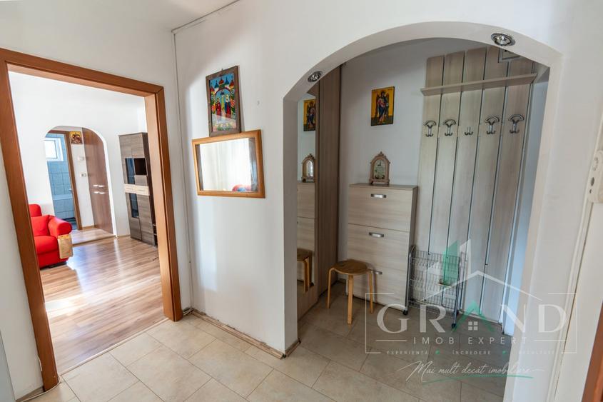 Apartament cu 3 camere semidecomandat, mobilat în Mănăștur