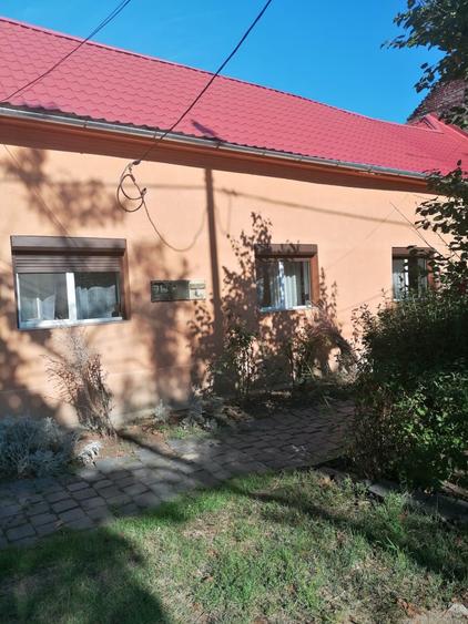 Apartament cu 3 camere decomandat în Timocului-Șaguna