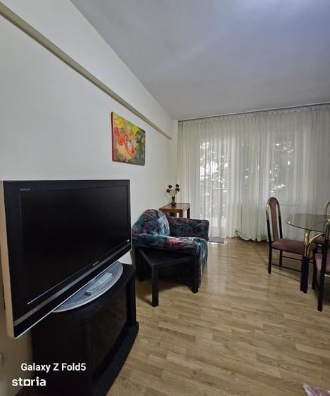 Apartament cu 2 camere decomandat în Cantemir