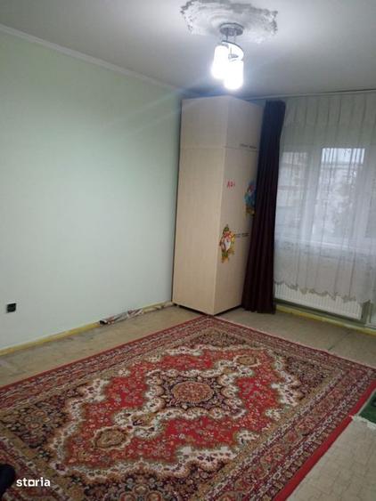 Apartament cu 2 camere decomandat în Dorobanți