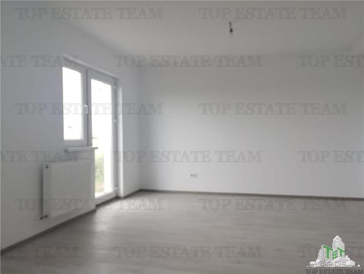 Duplex cu 4 camere cu Teren 300 Mp în Central