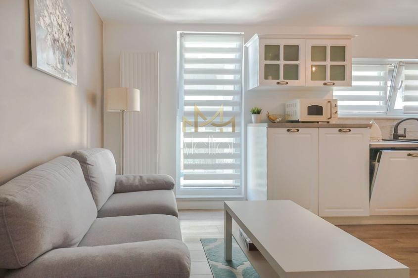 Apartament cu 3 camere semidecomandat, mobilat în Gheorgheni