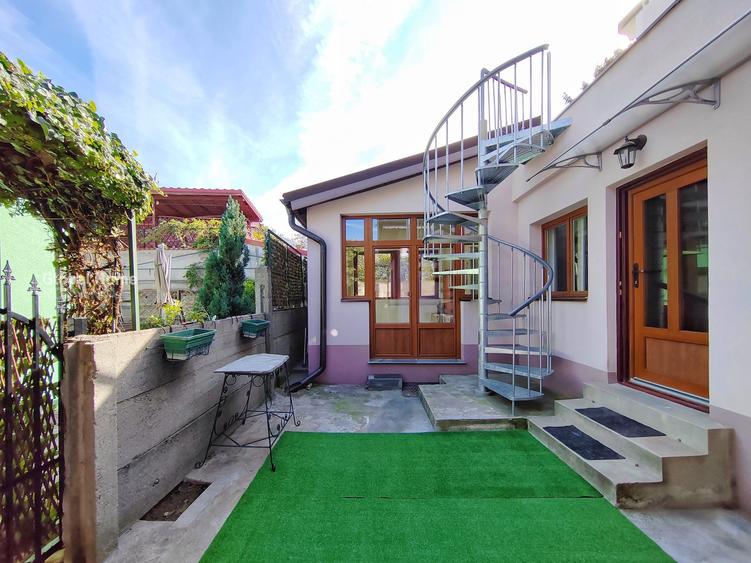 Apartament cu 2 camere semidecomandat în Vatra Luminoasă