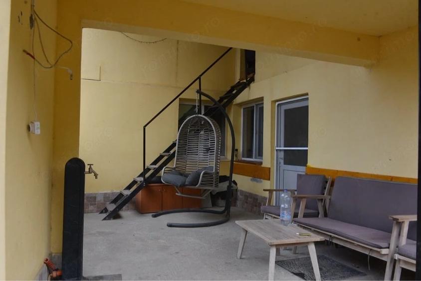 Casă cu Teren 145 Mp în Central